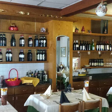 Hotell Cristallo 2*